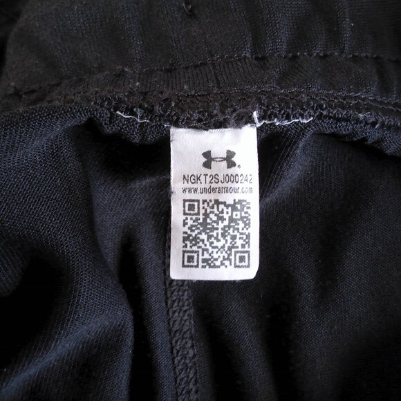 UNDER ARMOR Women's Athletic Capri Pants, size-Sm, Black, Elastic/tie waistband - Picture 10 of 11